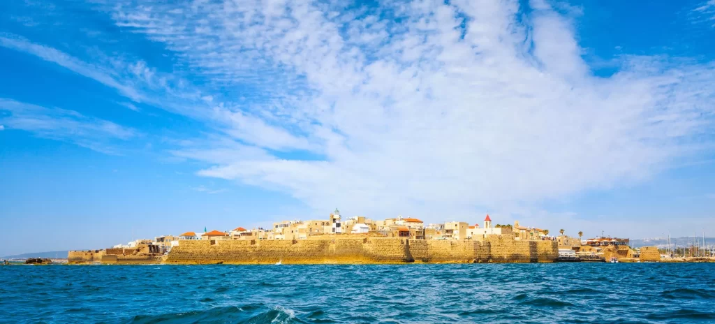 איפה אפשר לטייל בעכו